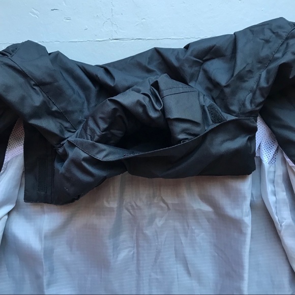 Turfer athletic black windbreaker jacket - Picture 4 of 5